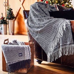 Warm Black and White Throw Blanket/Scarf